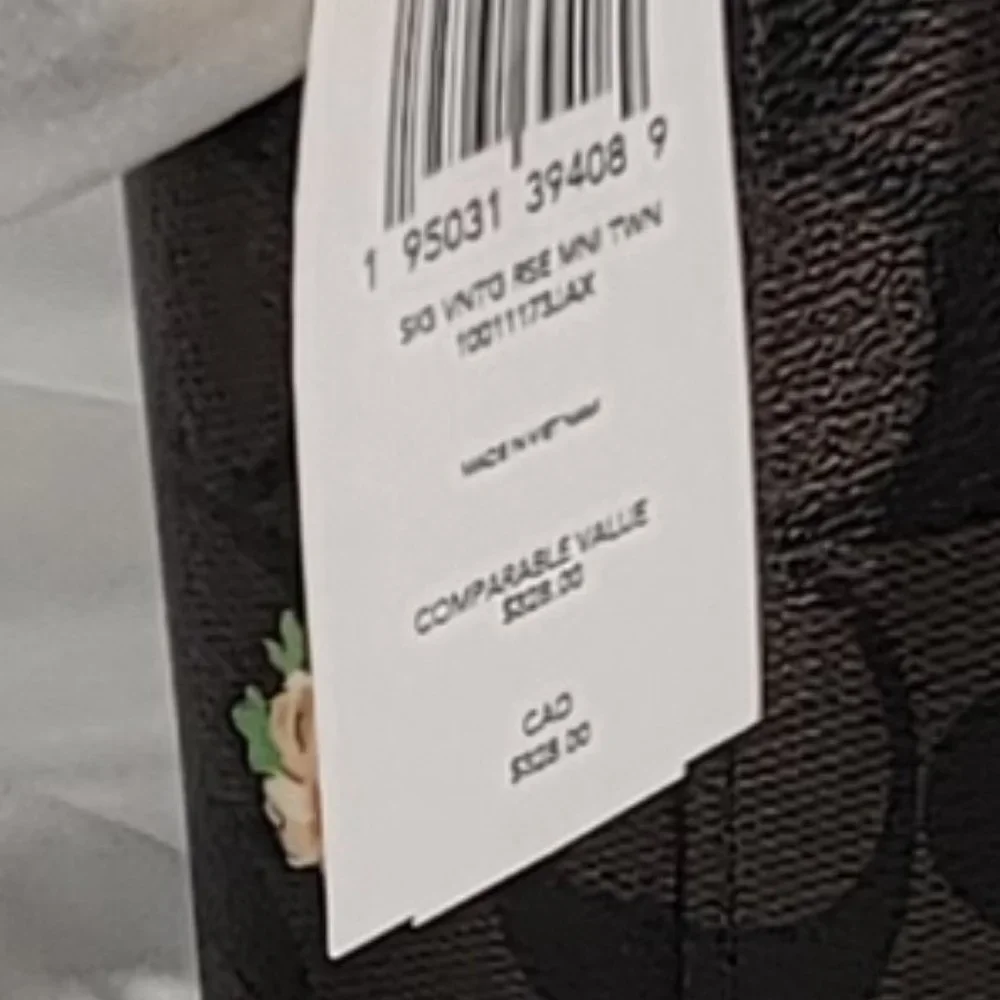 Coach Bucket Bag in Vintage Mini Rose Print, NWT - Picture 9 of 9